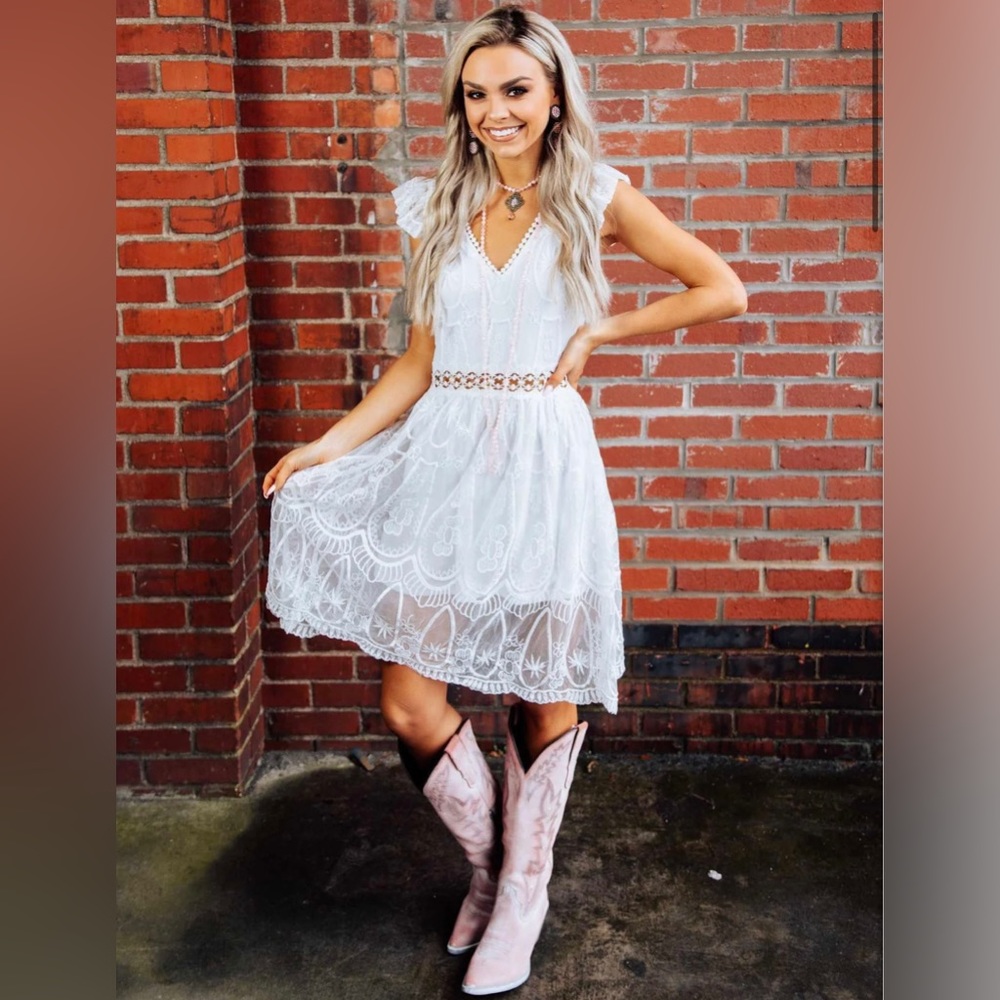 Twirl you around dress - White by Southern Fried Chics